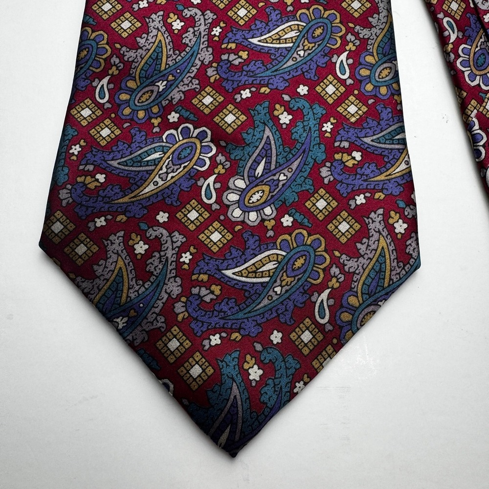 Geoffrey Beene Mens Silk Tie Burgundy Blue Paisley Geometric Medallion USA Made